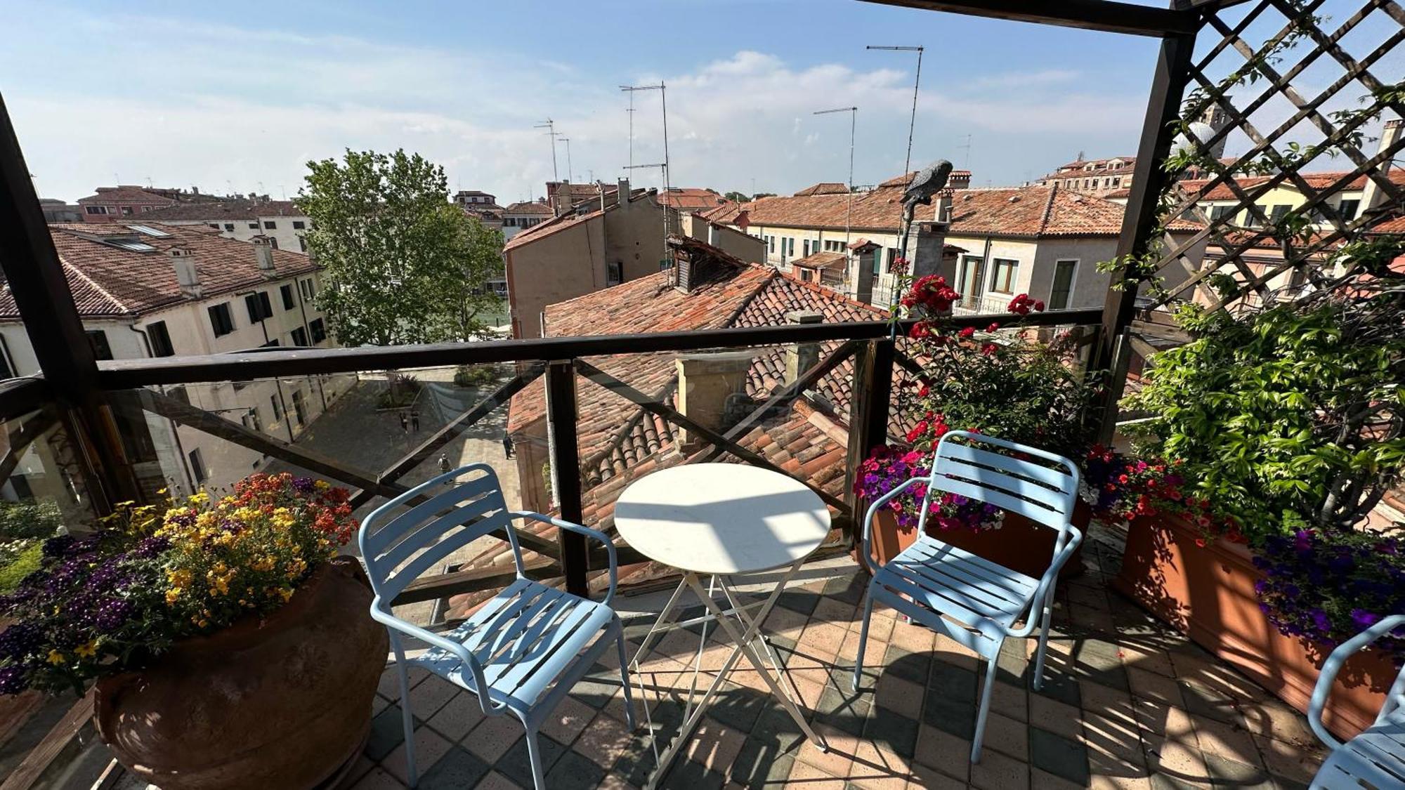Ai Due Fanali Adults Only Hotel Velence Kültér fotó